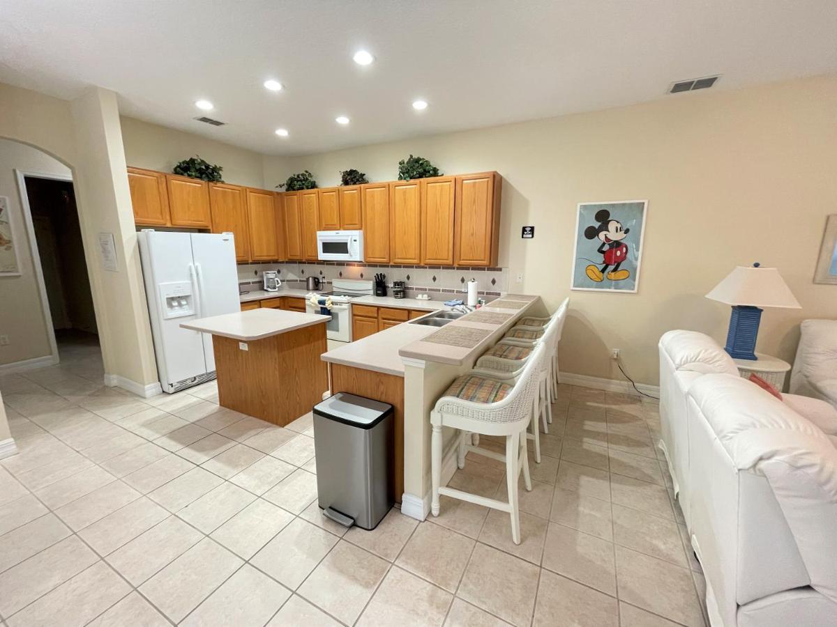 Mickeys Corner - Fantastic 5Br With Large Private Garden Pool Hot Tub Game Room Gas Bbq 2 Miles To Disney Orlando Extérieur photo